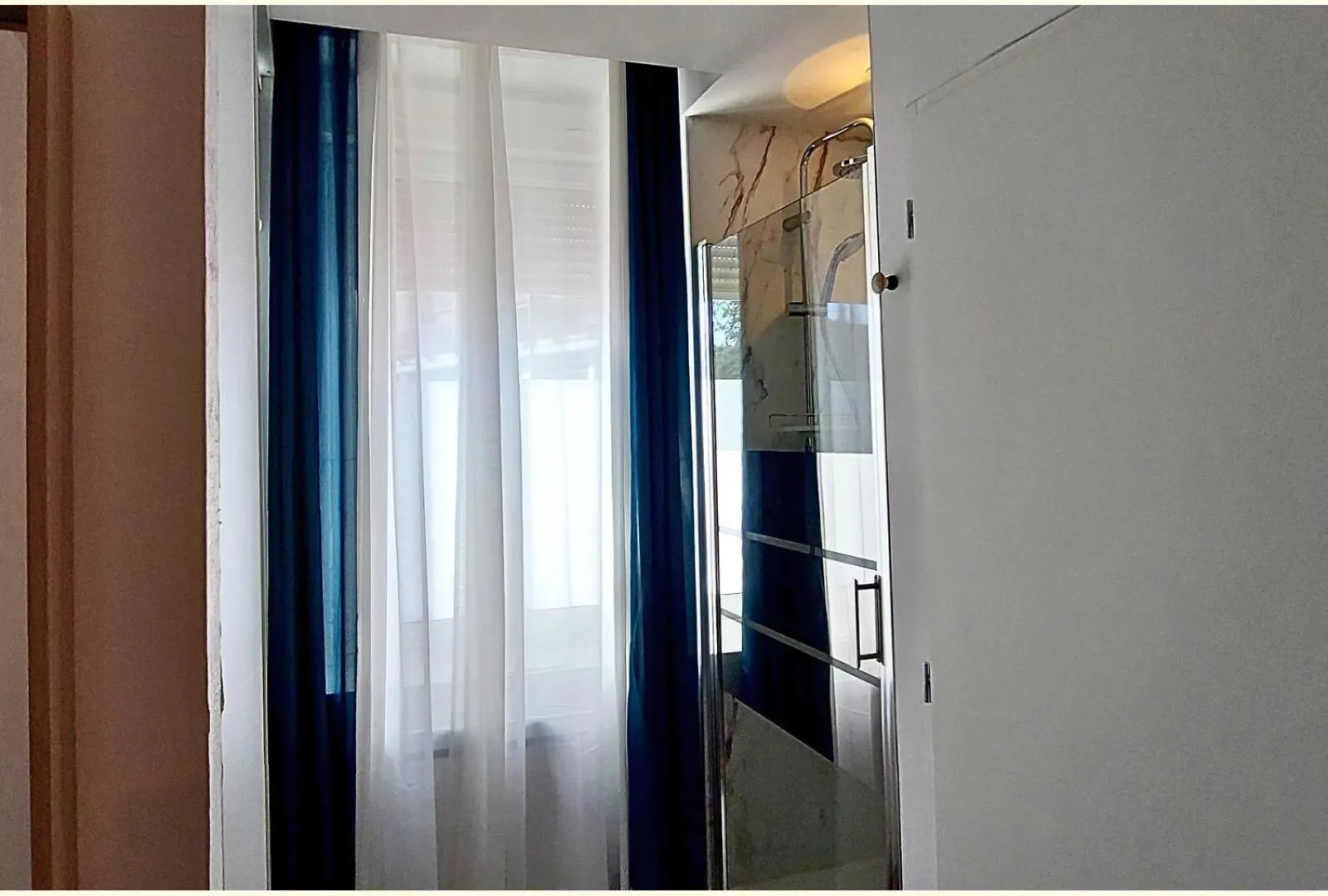 Artklein * T1 Tout Confort - Fibre -Halles Diderot Roanne France